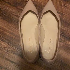Excellent condition scalloped flat